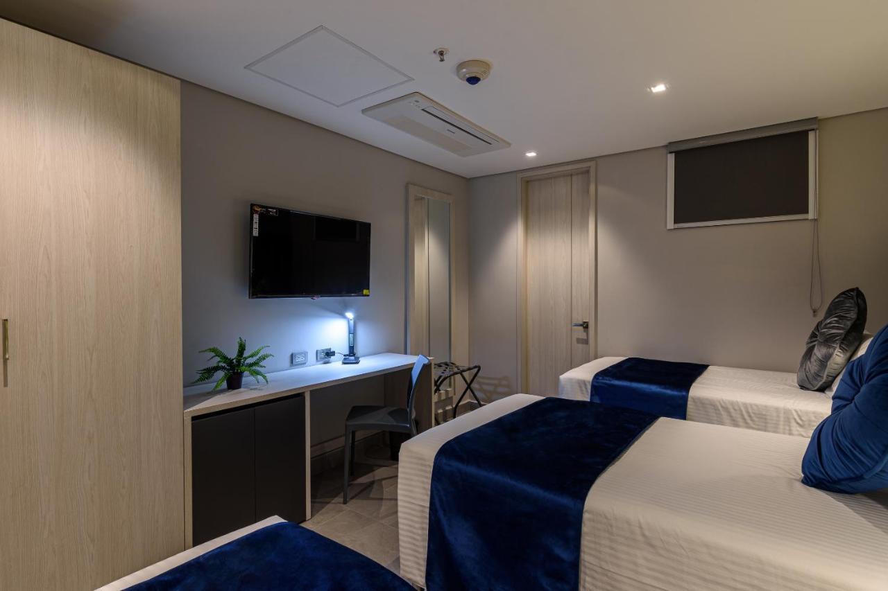 4 Sur Hotel Medellin Ngoại thất bức ảnh