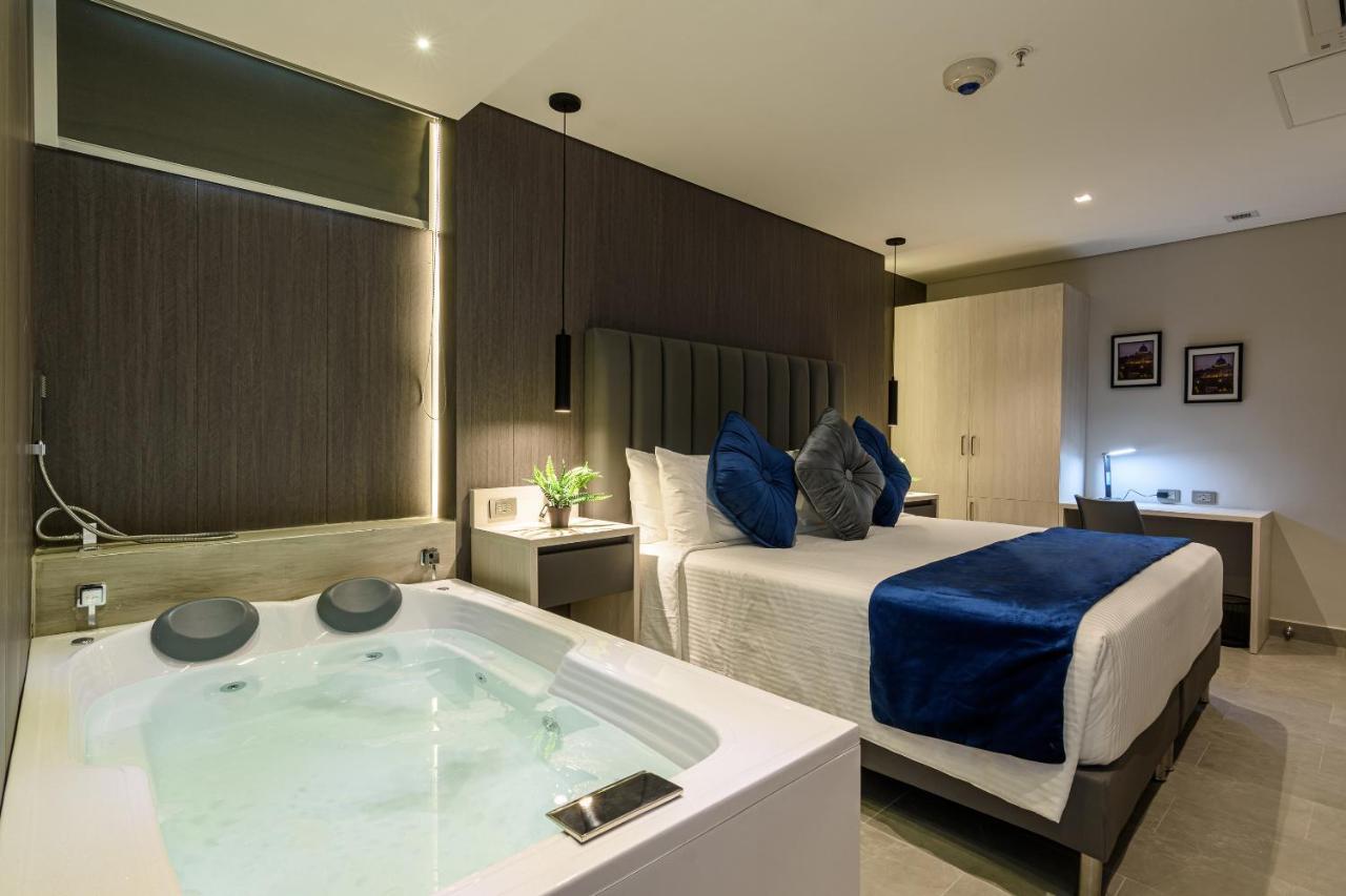 4 Sur Hotel Medellin Ngoại thất bức ảnh