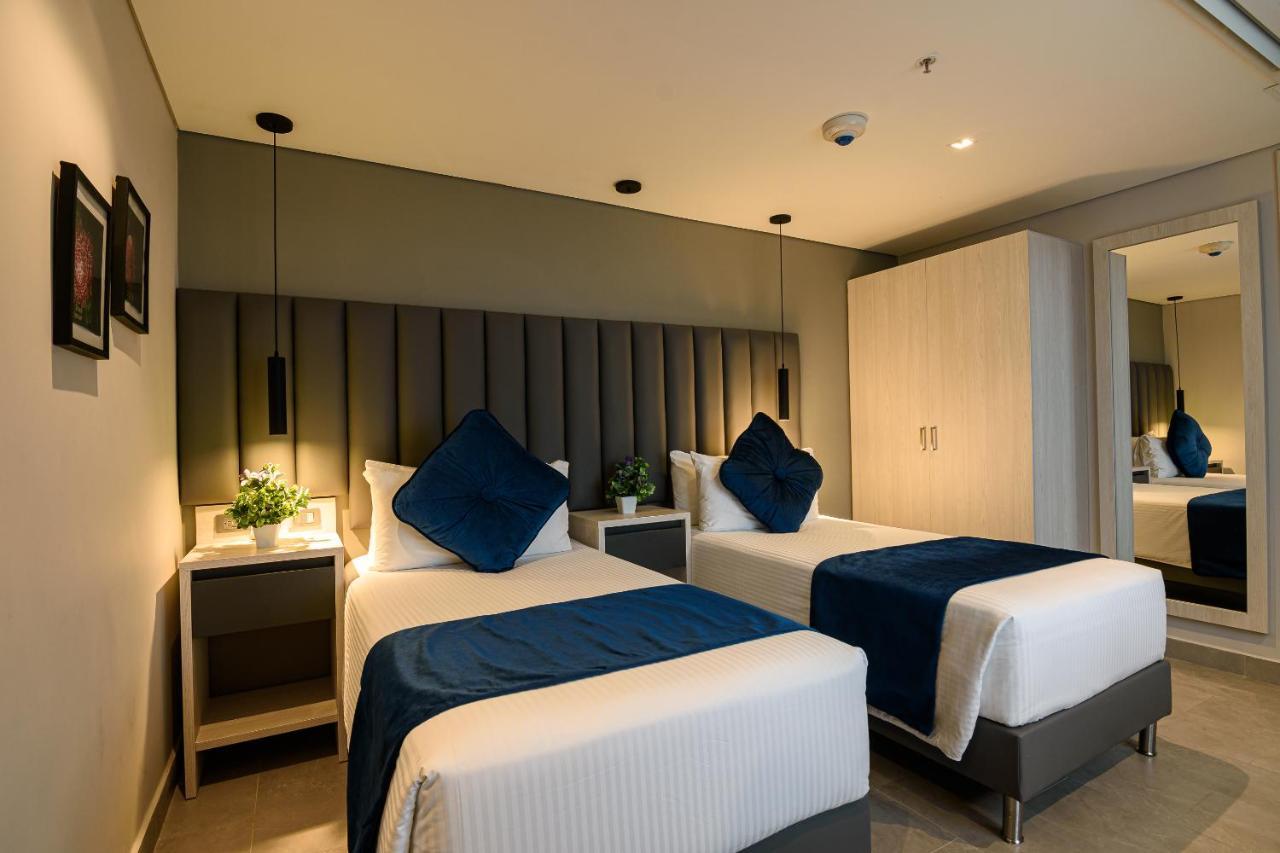 4 Sur Hotel Medellin Ngoại thất bức ảnh