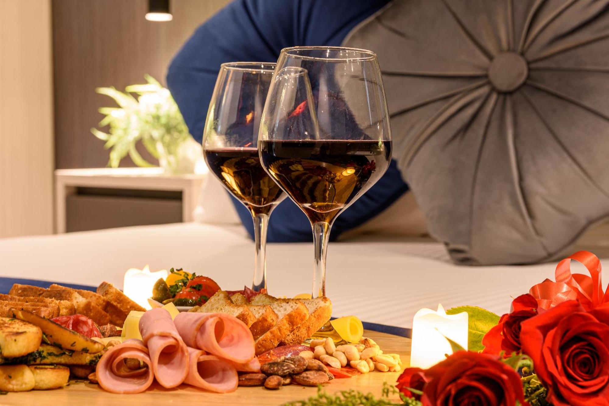 4 Sur Hotel Medellin Ngoại thất bức ảnh