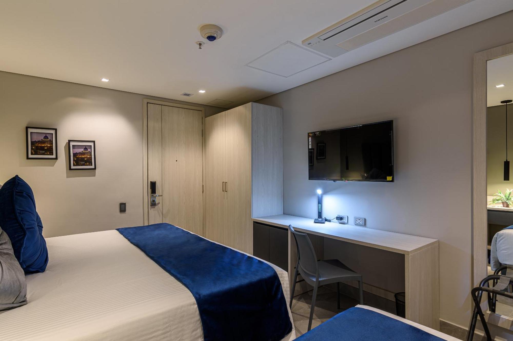 4 Sur Hotel Medellin Ngoại thất bức ảnh