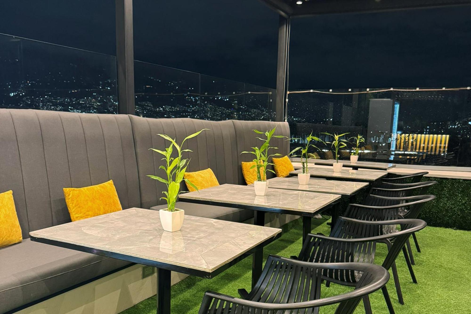 4 Sur Hotel Medellin Ngoại thất bức ảnh