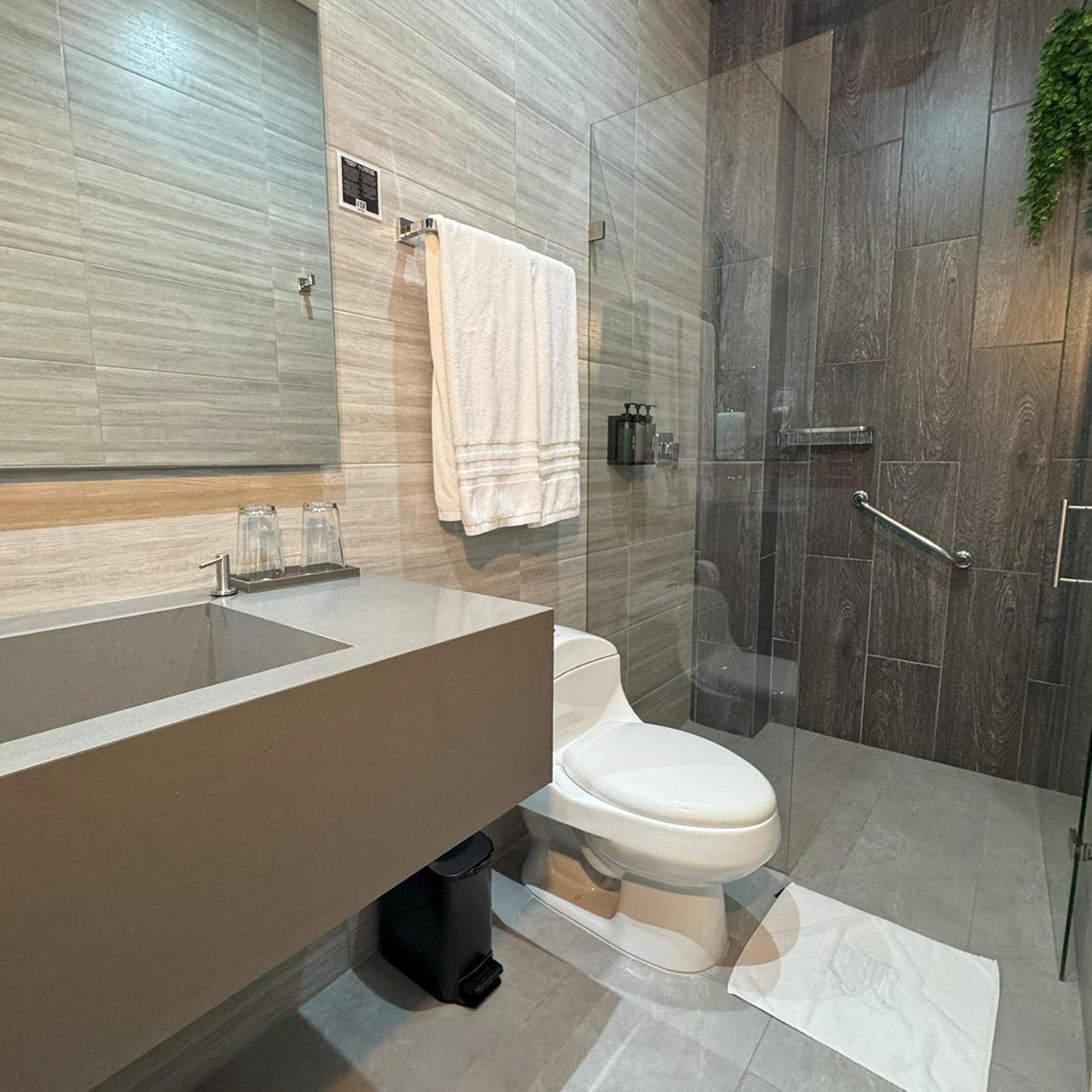 4 Sur Hotel Medellin Ngoại thất bức ảnh